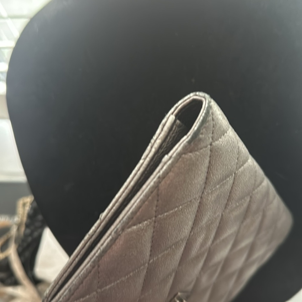 Chanel Wallet - Picture 10 of 12